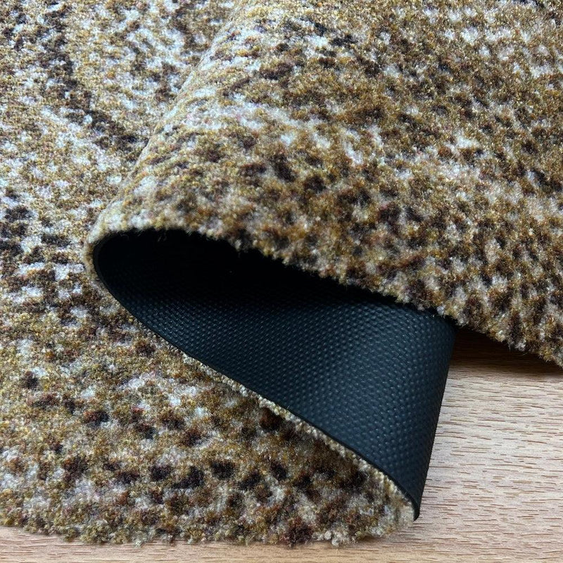 Lancaster Natural Close UP