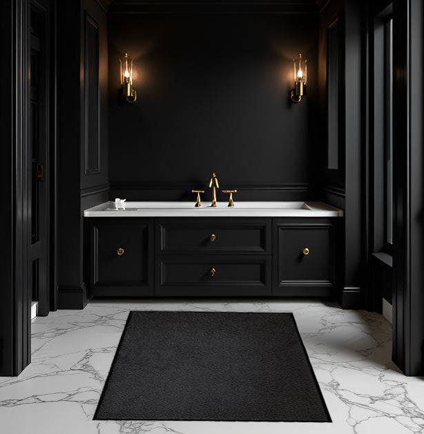 Monotone Raven Black